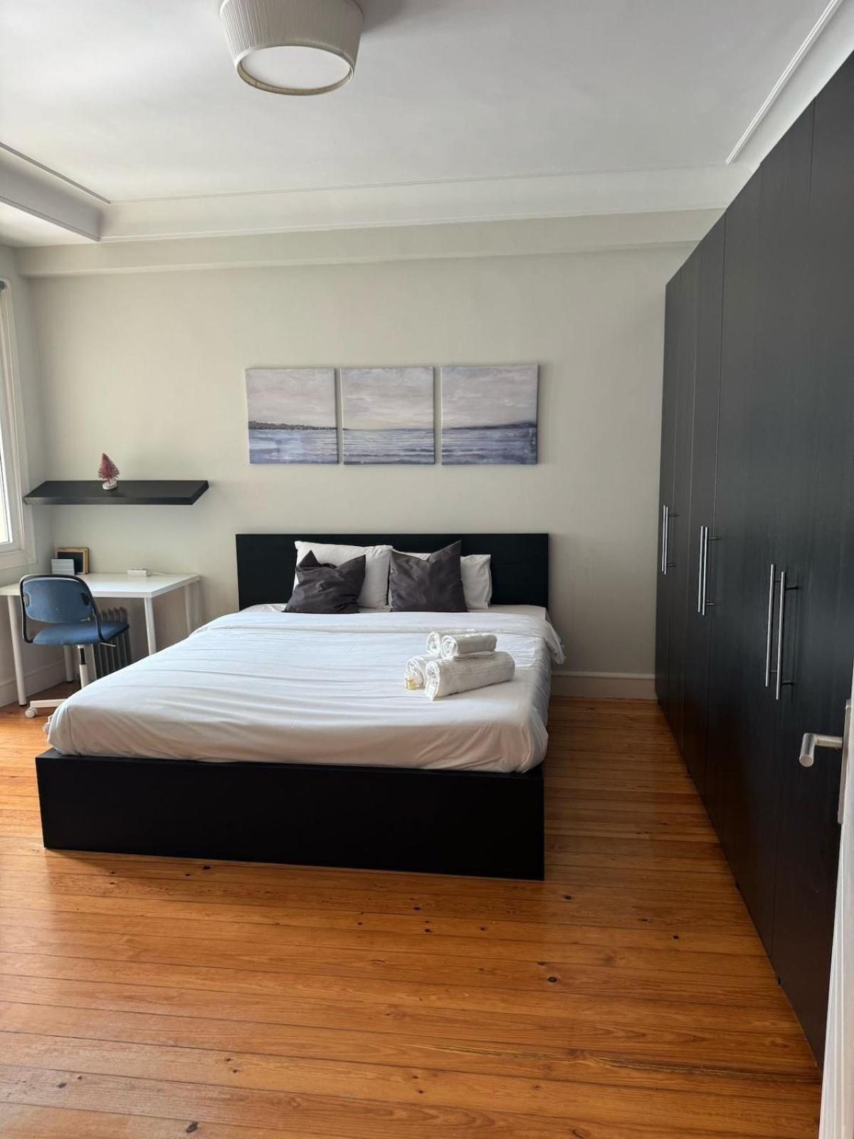 The Cale - Porto, Firmeza 1 * Porto